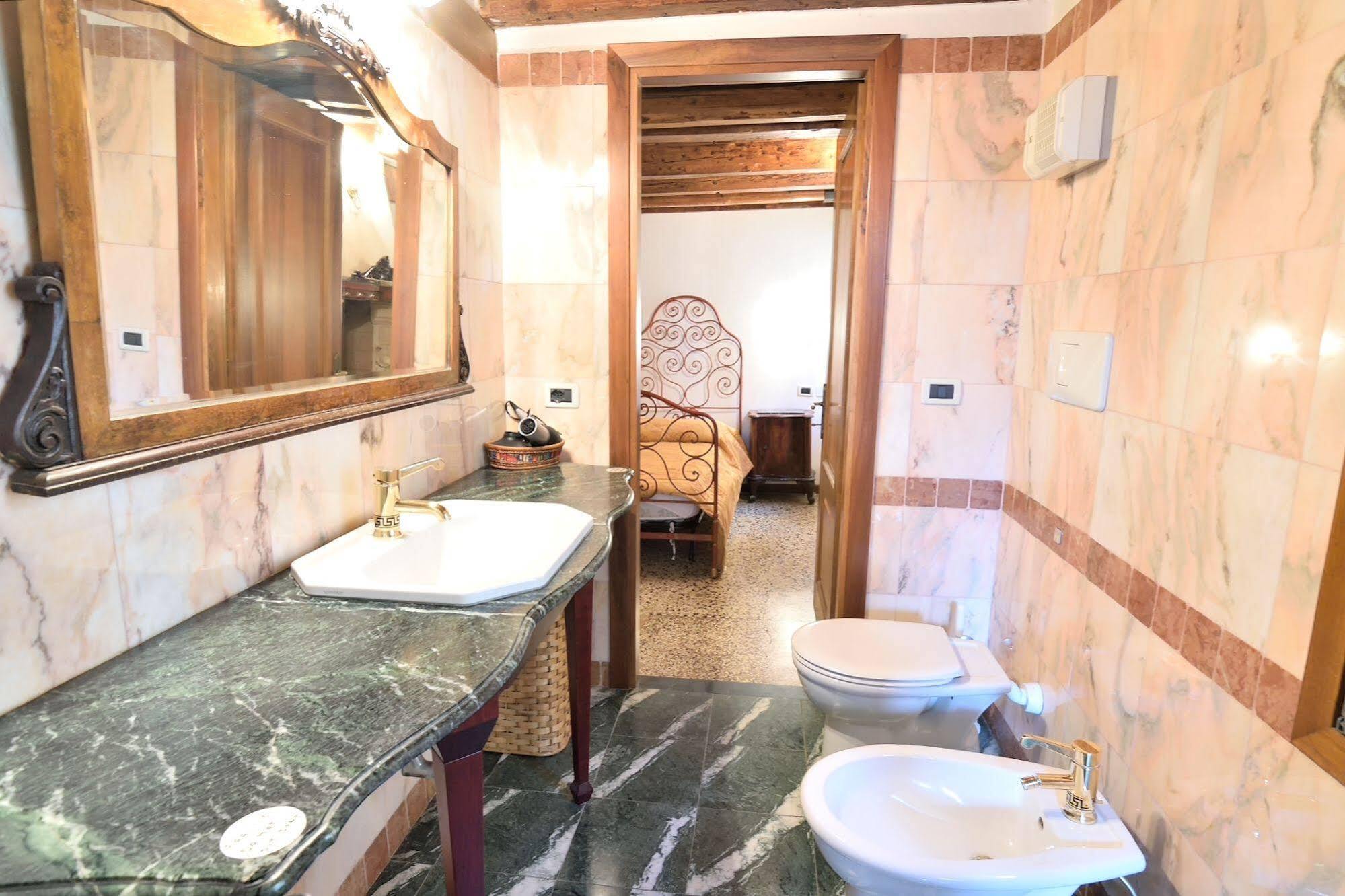 Papa Paolo II Apartment Венеция Екстериор снимка