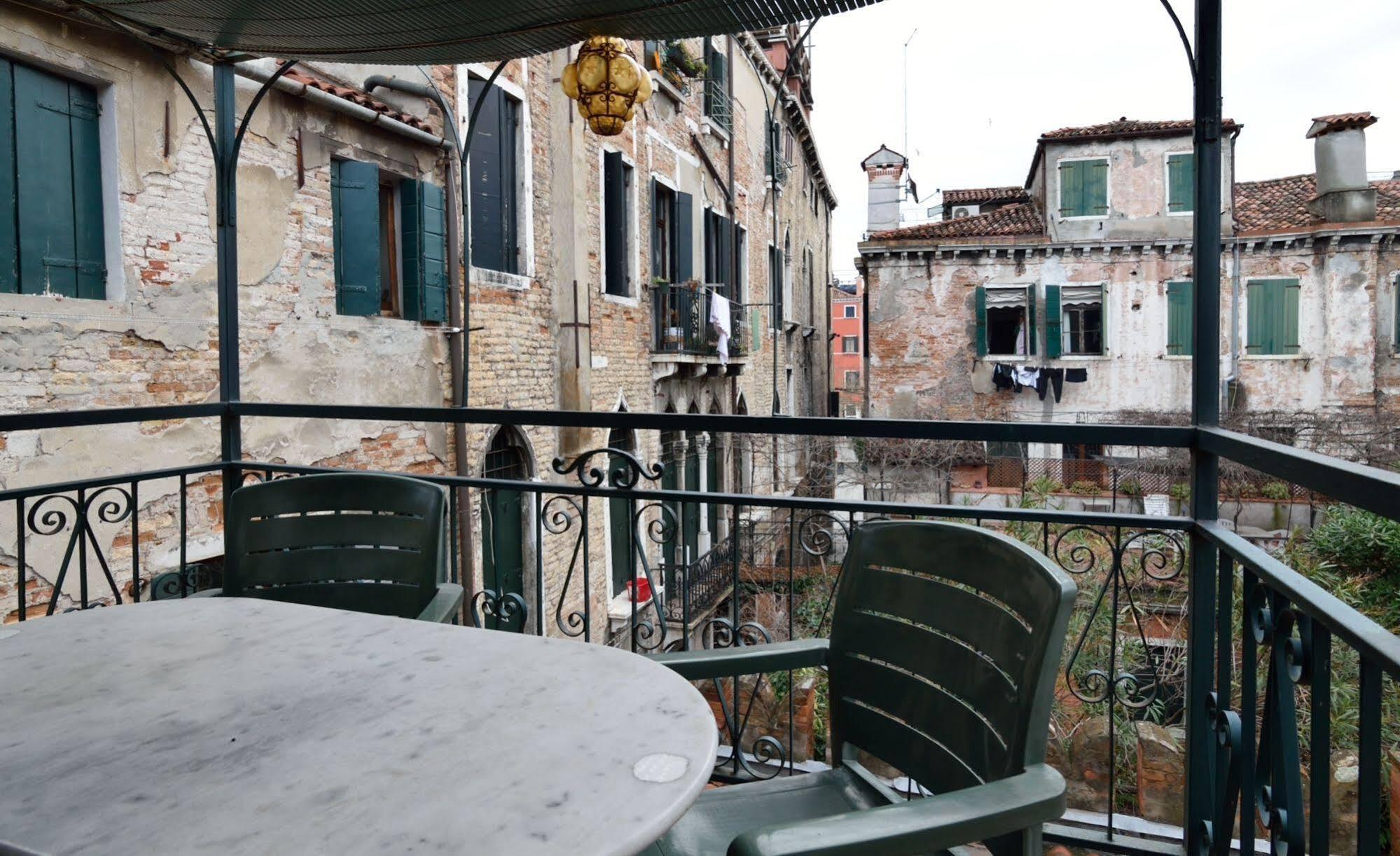 Papa Paolo II Apartment Венеция Екстериор снимка